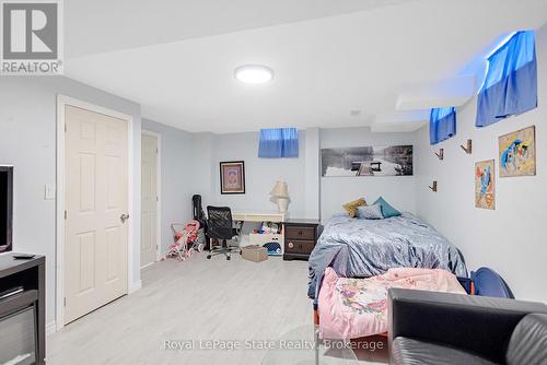 39 Mccargow Drive, Haldimand, ON - Indoor Photo Showing Bedroom