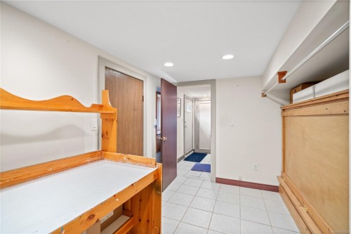 4029 Carey Rd, Saanich, BC 