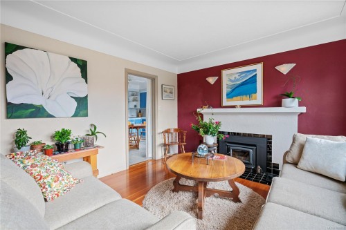 4029 Carey Rd, Saanich, BC 