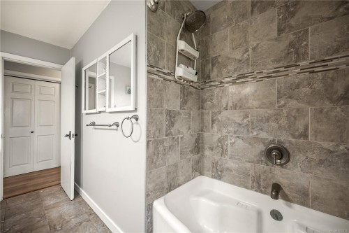 6972 Leland Rd, Lantzville, BC 