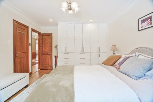 Primary bedroom - 3830  - 3832 Rue De La Peltrie, Montréal (Côte-Des-Neiges/Notre-Dame-De-Grâce), QC - Indoor Photo Showing Bedroom