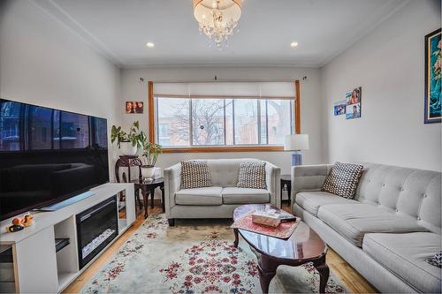 Salon - 3830  - 3832 Rue De La Peltrie, Montréal (Côte-Des-Neiges/Notre-Dame-De-Grâce), QC - Indoor Photo Showing Living Room