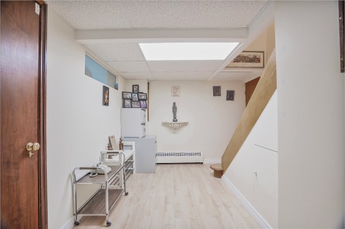 Basement - 3830  - 3832 Rue De La Peltrie, Montréal (Côte-Des-Neiges/Notre-Dame-De-Grâce), QC - Indoor Photo Showing Other Room