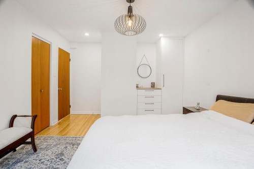 Primary bedroom - 3830  - 3832 Rue De La Peltrie, Montréal (Côte-Des-Neiges/Notre-Dame-De-Grâce), QC - Indoor Photo Showing Bedroom