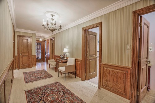 Passageway - 3830  - 3832 Rue De La Peltrie, Montréal (Côte-Des-Neiges/Notre-Dame-De-Grâce), QC - Indoor Photo Showing Other Room