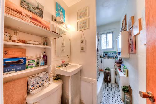 Bathroom - 7750 Rue Chambord, Montréal (Villeray/Saint-Michel/Parc-Extension), QC - Indoor