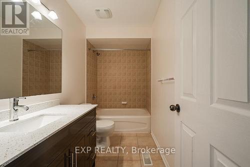 144 - 5255 Palmetto Place, Mississauga, ON - Indoor Photo Showing Bathroom