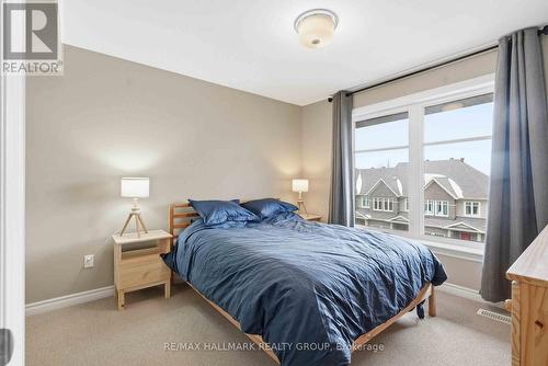 210 Hawkmere Way, Ottawa, ON - Indoor Photo Showing Bedroom
