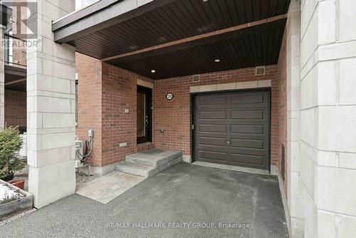 210 Hawkmere Way, Ottawa, ON - Outdoor With Exterior
