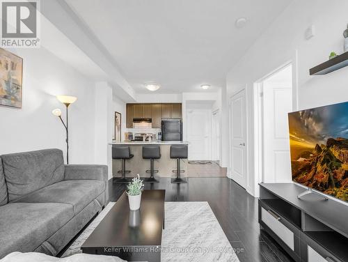 308 - 5020 Corporate Drive, Burlington (Uptown), ON - Indoor Photo Showing Living Room