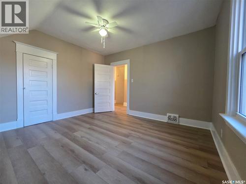 430 2Nd Avenue Ne, Swift Current, SK - Indoor Photo Showing Other Room