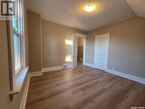 430 2Nd Avenue Ne, Swift Current, SK - Indoor Photo Showing Other Room