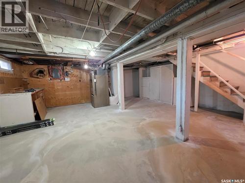 430 2Nd Avenue Ne, Swift Current, SK - Indoor Photo Showing Basement
