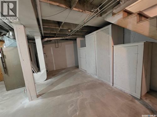 430 2Nd Avenue Ne, Swift Current, SK - Indoor Photo Showing Basement