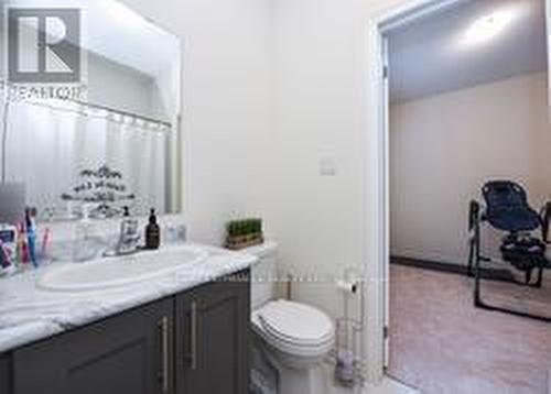 10 O'Connor Crescent, Brampton, ON - Indoor Photo Showing Bathroom