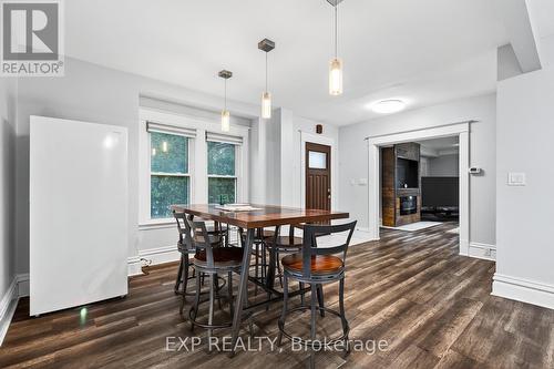 316 North Shore Boulevard W, Burlington, ON - Indoor Photo Showing Dining Room