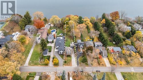 316 North Shore Boulevard W, Burlington, ON - Outdoor With View