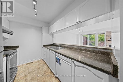 107 Corsica Private, Ottawa, ON - Indoor Photo Showing Kitchen With Double Sink