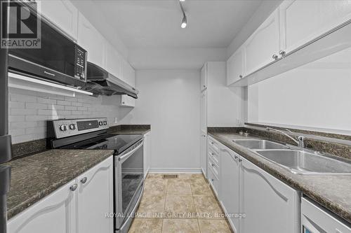 107 Corsica Private, Ottawa, ON - Indoor Photo Showing Kitchen With Double Sink