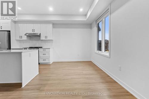Unit F - 800 Roger Griffiths Avenue, Ottawa, ON - Indoor Photo Showing Kitchen