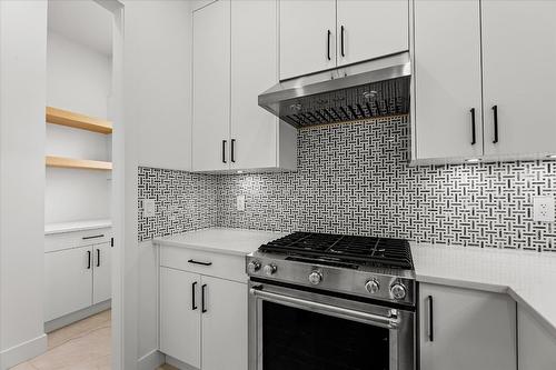 266 Ranchhill Court, Kelowna, BC - Indoor Photo Showing Kitchen