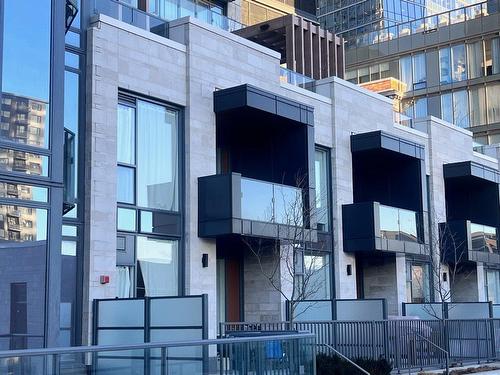 Frontage - Th6-1288 Rue St-Antoine O., Montréal (Ville-Marie), QC 