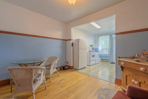 Salon - 3426  - 3432 Rue Bercy, Montréal (Le Plateau-Mont-Royal), QC - Indoor