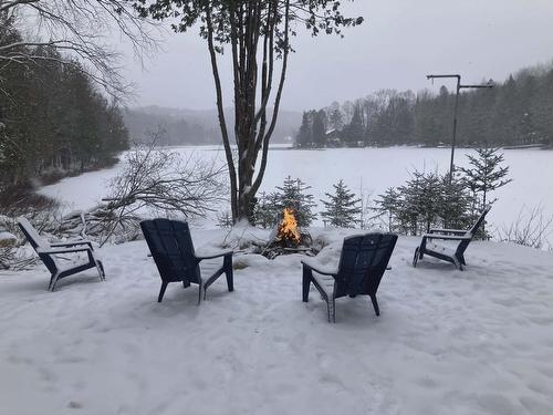 Bord de l'eau - 18 Rue Des Draveurs, La Minerve, QC - Outdoor With Body Of Water With View