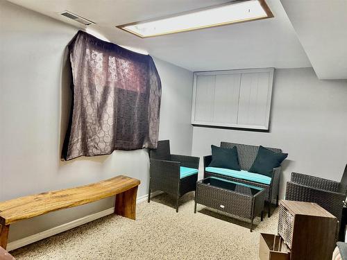 265 Ray Boulevard, Thunder Bay, ON - Indoor