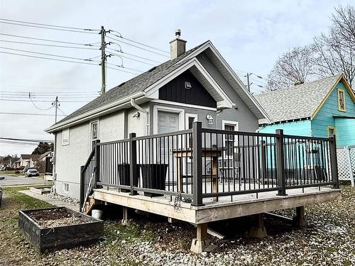 265 Ray Boulevard, Thunder Bay, ON - Outdoor With Deck Patio Veranda