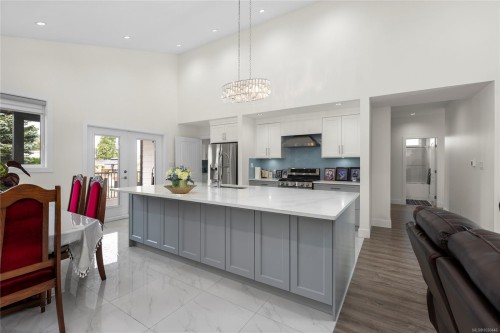 2270 Leighton Rd, Nanaimo, BC 