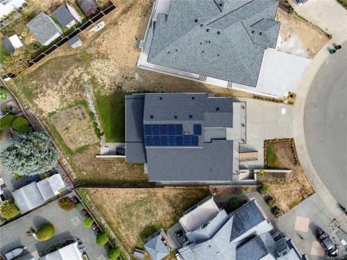 2270 Leighton Rd, Nanaimo, BC 