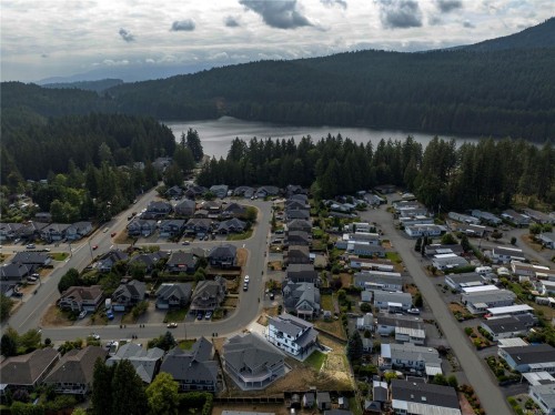 2270 Leighton Rd, Nanaimo, BC 