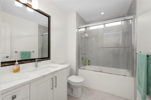 2270 Leighton Rd, Nanaimo, BC 