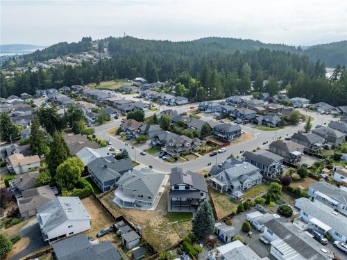 2270 Leighton Rd, Nanaimo, BC 