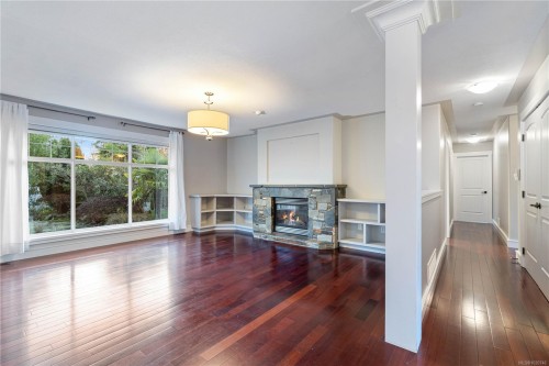 610 Forsyth Ave, Parksville, BC 