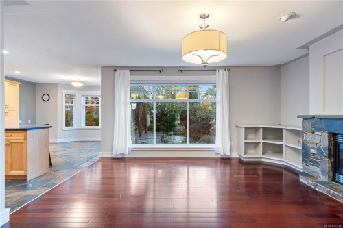 610 Forsyth Ave, Parksville, BC 