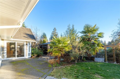 610 Forsyth Ave, Parksville, BC 