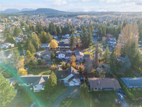 610 Forsyth Ave, Parksville, BC 