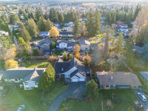 610 Forsyth Ave, Parksville, BC 