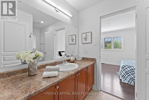 57 Routledge Drive, Richmond Hill, ON - Indoor Photo Showing Bathroom