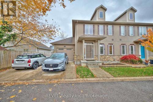 5 - 608 Simcoe Street, Niagara-On-The-Lake (Town), ON - Outdoor With Facade