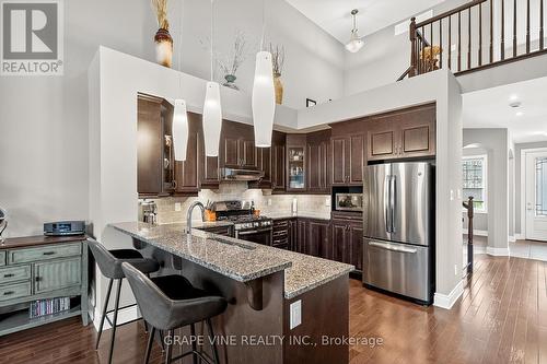 506 Chriscraft Way, Ottawa, ON - Indoor Photo Showing Kitchen With Upgraded Kitchen