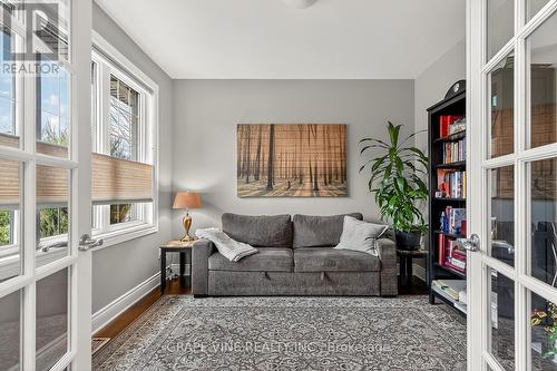 506 Chriscraft Way, Ottawa, ON - Indoor Photo Showing Living Room