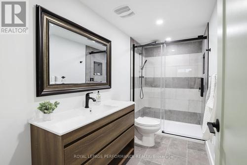2320 Nerta Street, Ottawa, ON - Indoor Photo Showing Bathroom