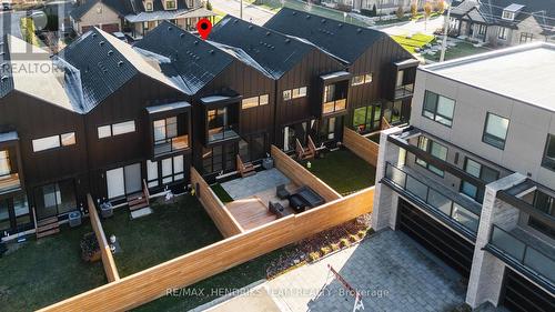 102 Lametti Drive, Pelham (Fonthill), ON - Outdoor