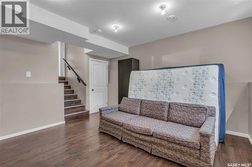 103 212 Willis Crescent, Saskatoon, SK - Indoor Photo Showing Living Room
