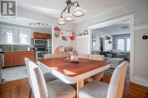 73 Kenilworth Avenue S, Hamilton, ON - Indoor Photo Showing Dining Room