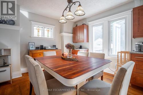 73 Kenilworth Avenue S, Hamilton, ON - Indoor Photo Showing Dining Room