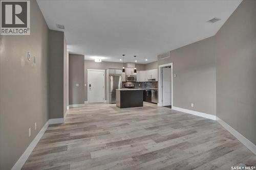109 415 Maningas Bend, Saskatoon, SK - Indoor
